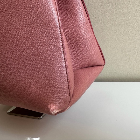 Burberry handbag - Picture 5 of 13